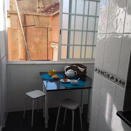 My Romantic Flat Close To Alfama Διαμέρισμα *
