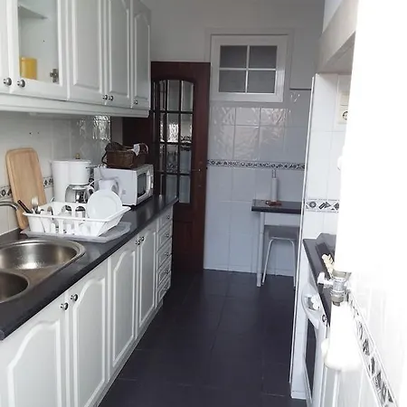 My Romantic Flat Close To Alfama *