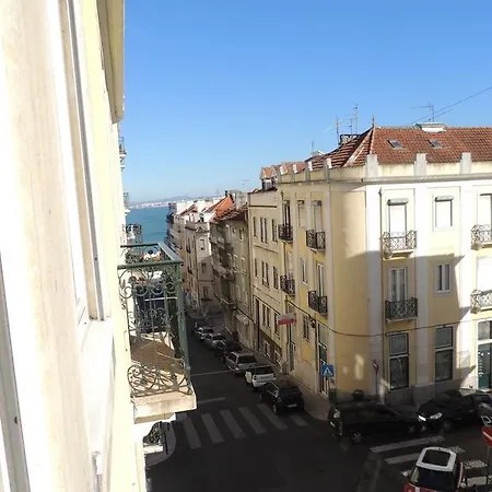 My Romantic Flat Close To Alfama Διαμέρισμα *