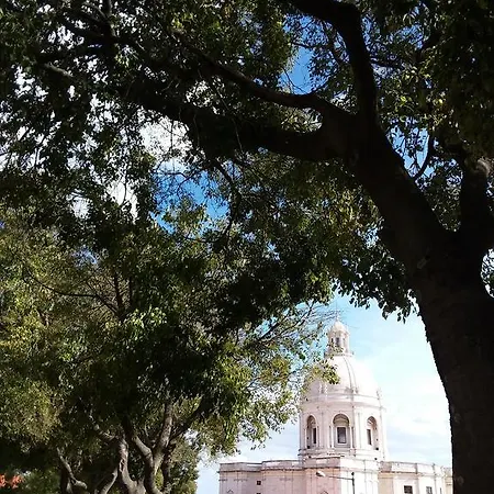 Apartment My Romantic Flat Close To Alfama Lisbon